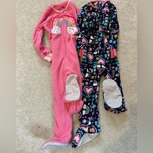 3T zip up footie jammie’s